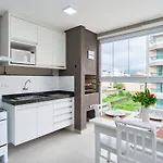 Bh50: Charmoso, Com Ar, Piscina E Varanda Gourmet