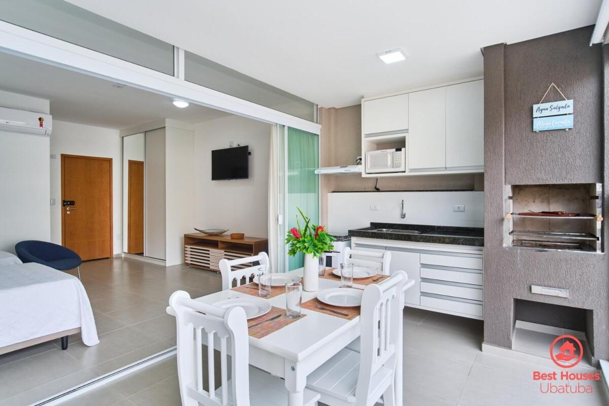 Bh50: Charmoso, Com Ar, Piscina E Varanda Gourmet Ubatuba